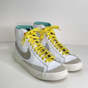 Nike Blazer Mid '77 Vintage White/Red Floral Sneakers Shoes Youth Size 5.5